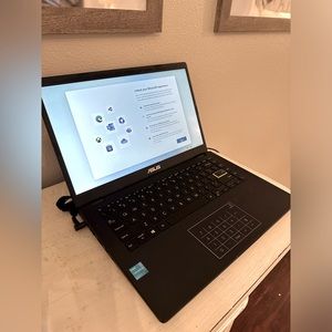 ASUS 14” Intel Laptop E410K